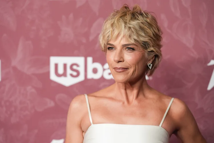 Selma Blair arrested after an alleged assault on a Delta flight